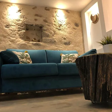 Du Mann Petite Maison Jardin A 100m Du Port De Avec Parking Holiday home Vannes